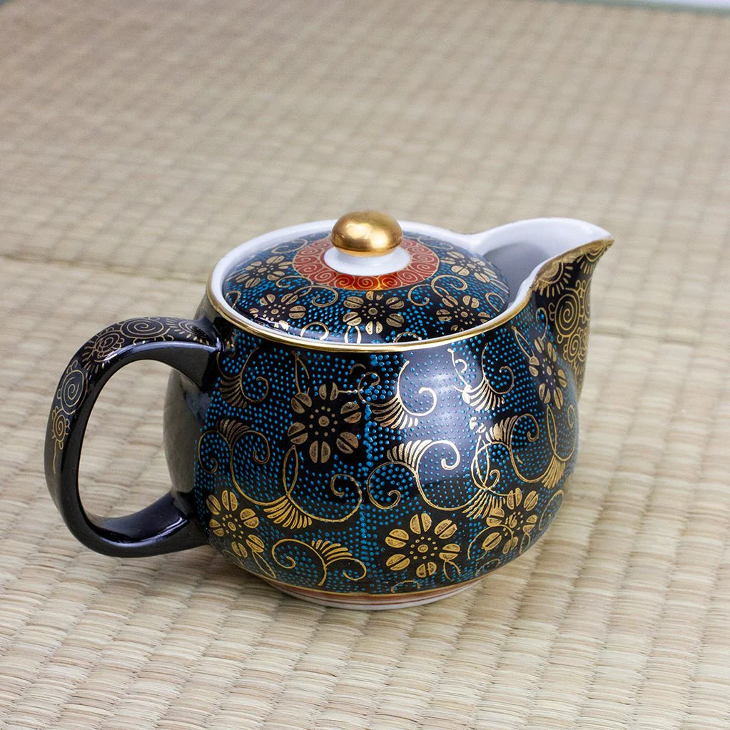 Aochibu Gold-Leaf Kutani Japanese Teapot (360ml) - Image 5