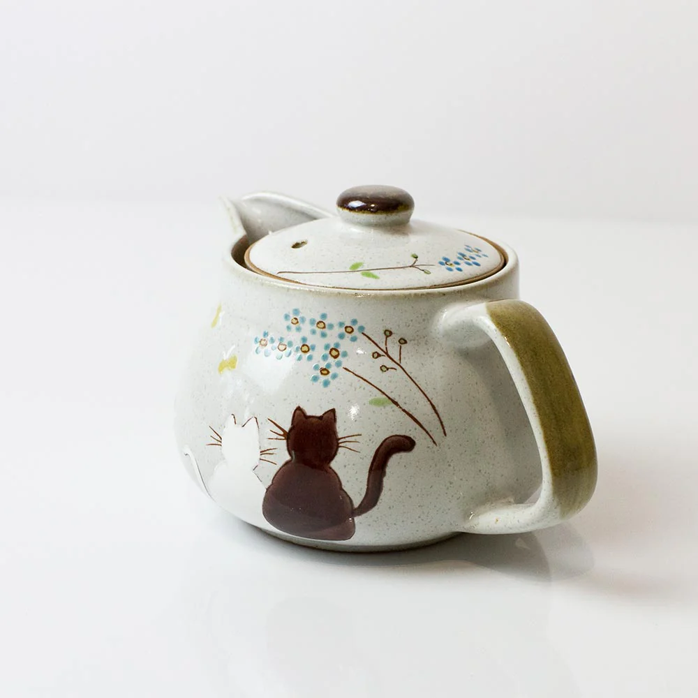 Atelier Yu Cats In Sunny Spot Kutaniyaki Japanese Teapot (360ml) - Image 7