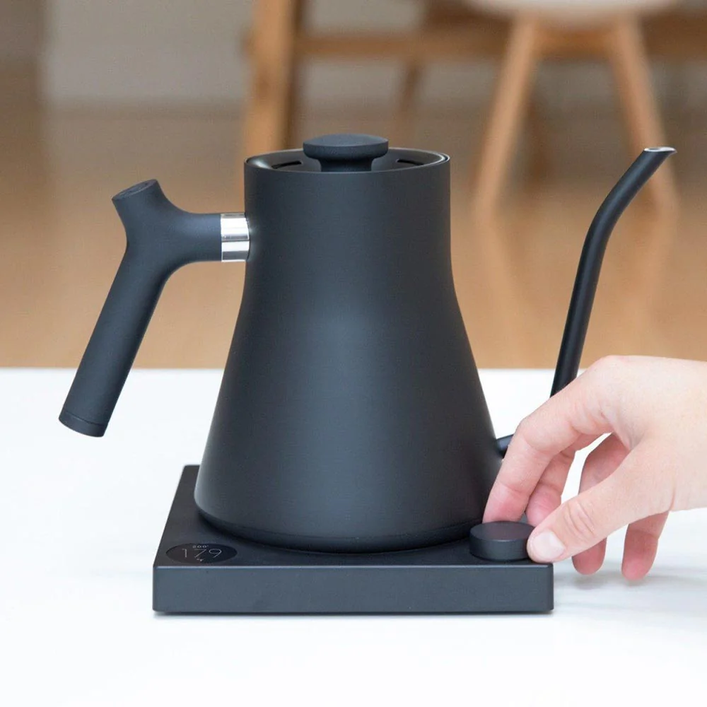 Fellow Stagg EKG Temperature Control Kettle in Black - Image 4