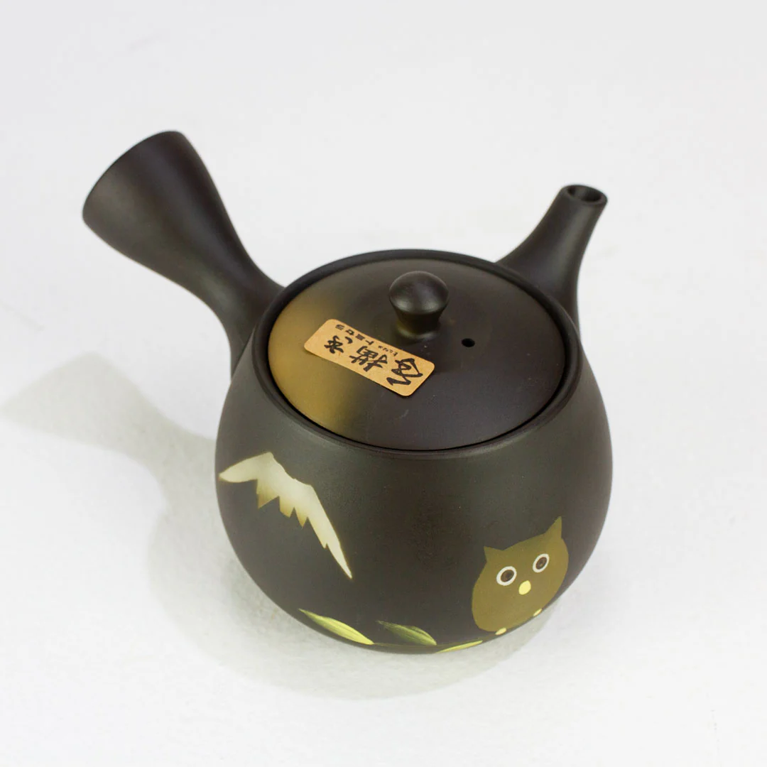Fukurō handpainted Tokoname Japanese Teapot (400ml) - Image 4