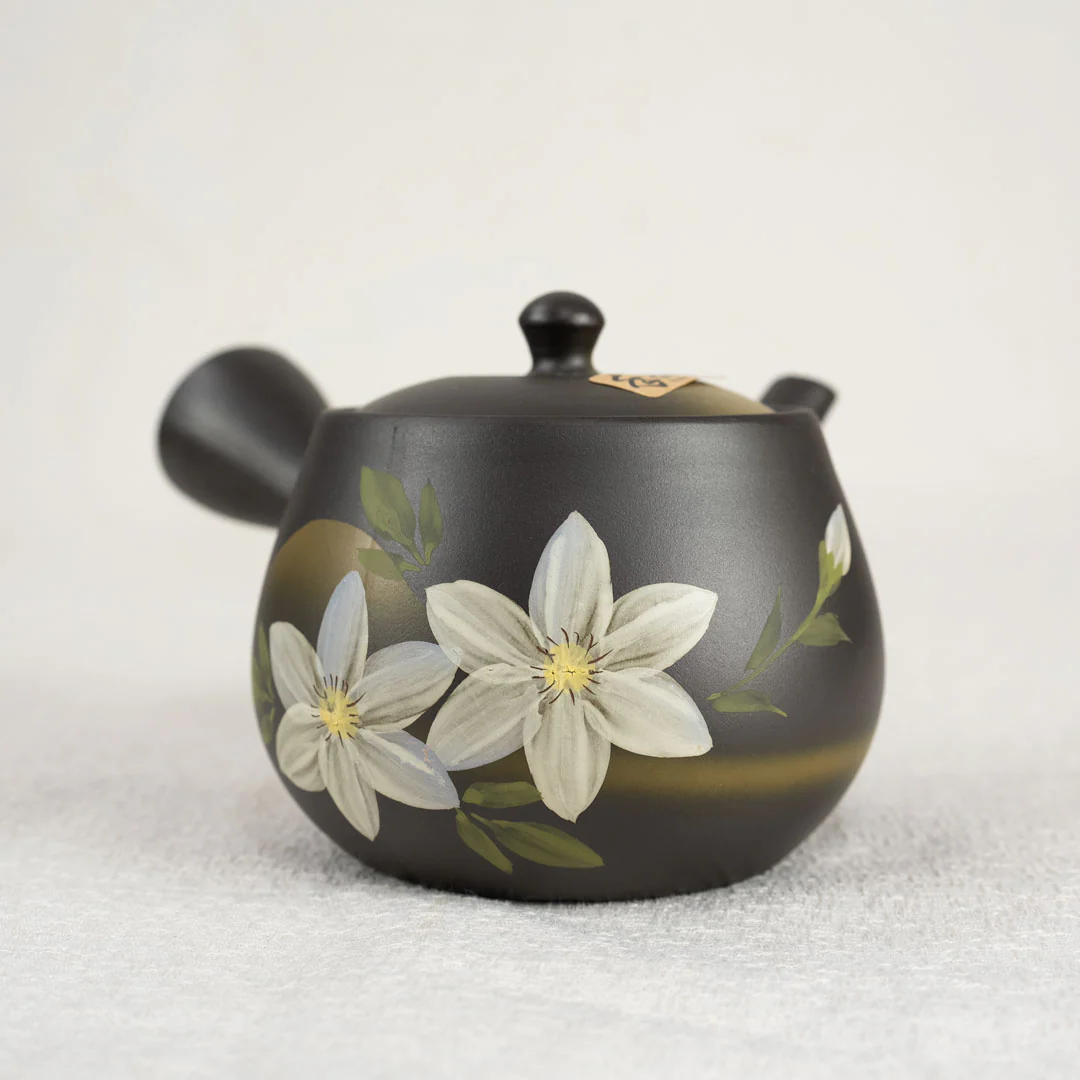 HANA Handpainted Tokoname Japanese Teapot (400ml) - Image 5