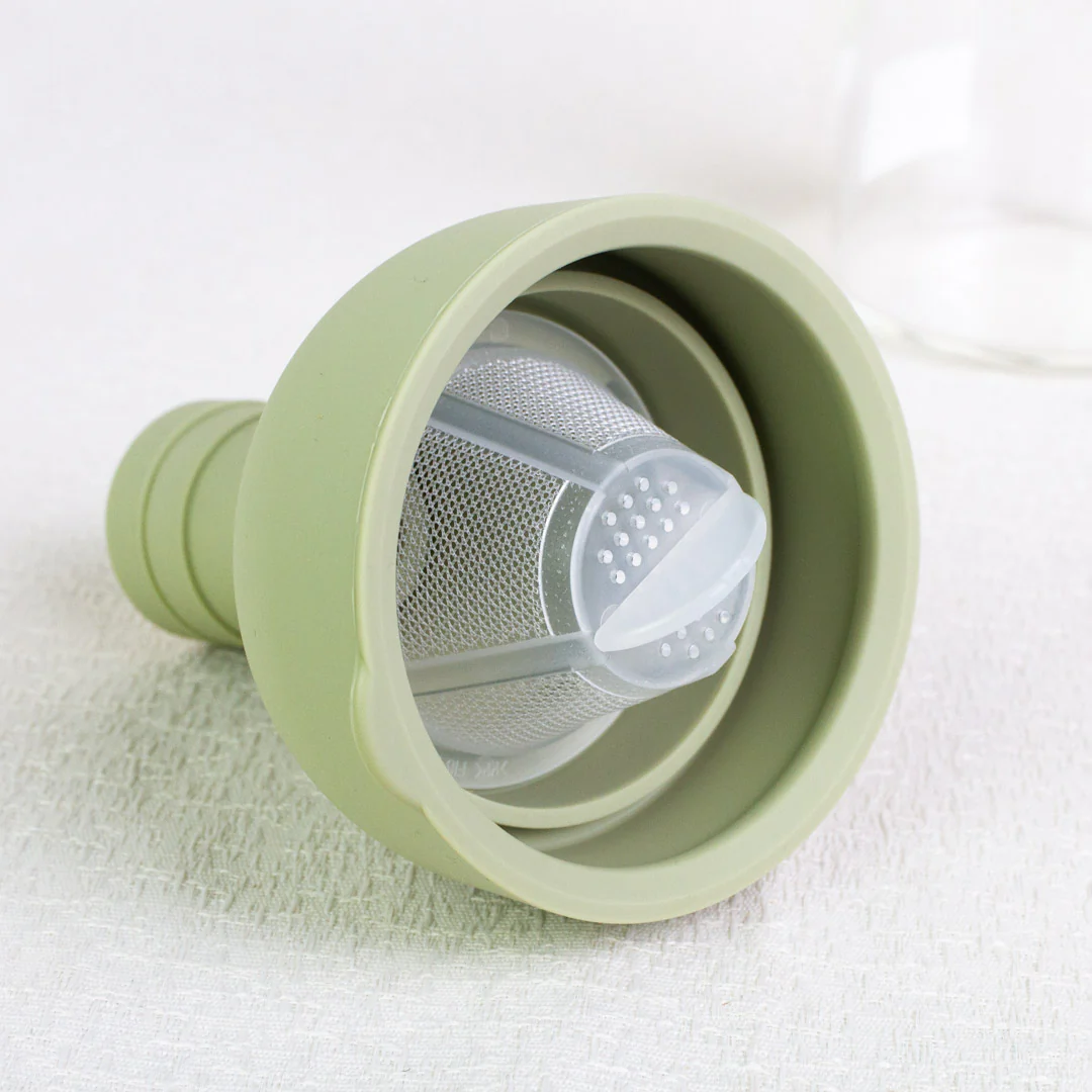 HARIO Cold Brew Tea Filter-in Bottle Green (750ml) - Image 3
