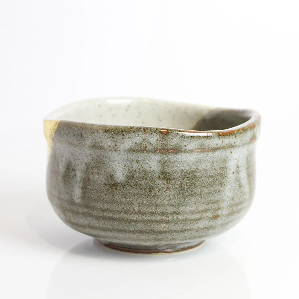 KUTANI Gold Leaf Matcha Bowl Chawan - Image 6