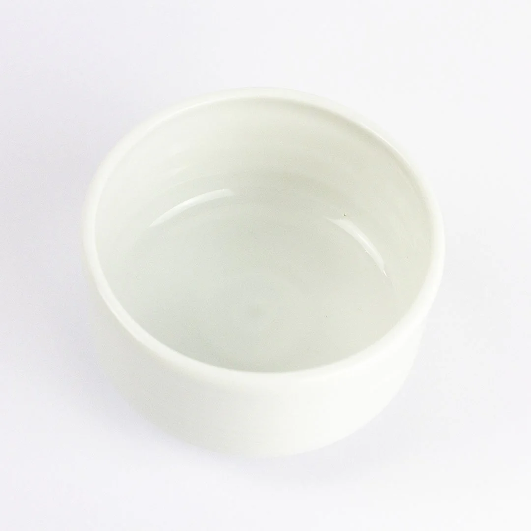 SHIROI Pure White Matcha Tea Bowl (260ml) - Image 3