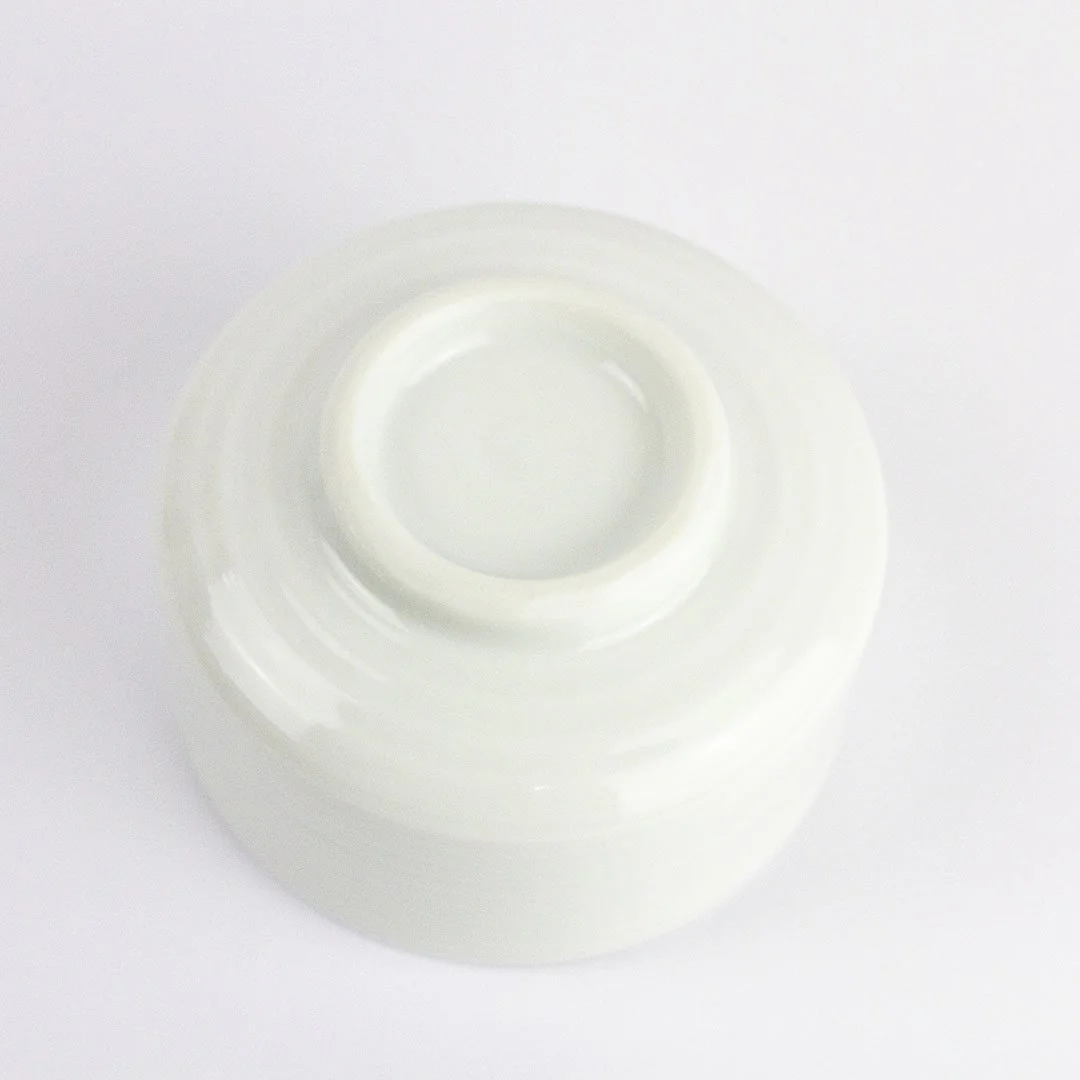 SHIROI Pure White Matcha Tea Bowl (260ml) - Image 4