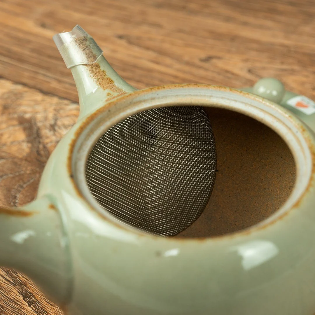 ISSEN Tokoname Japanese Teapot (240ml) - Image 4