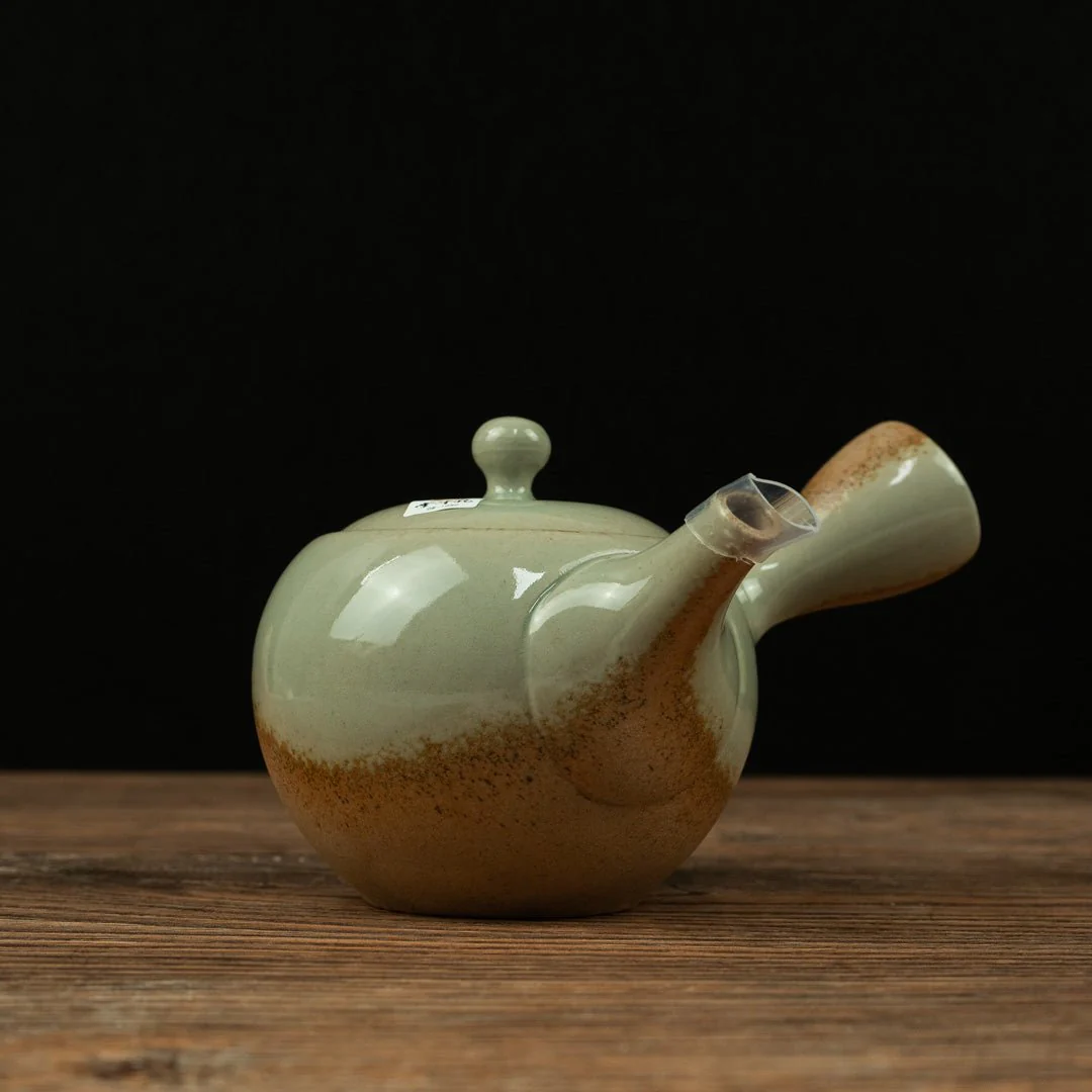 ISSEN Tokoname Japanese Teapot (240ml) - Image 6